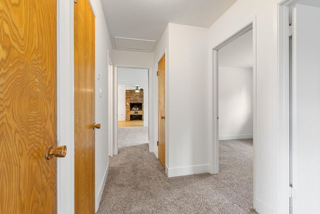 4851 Gibbons Dr, Carmichael, CA 95608