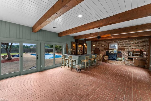 2652 Benefit RD, Chesapeake, VA 23322