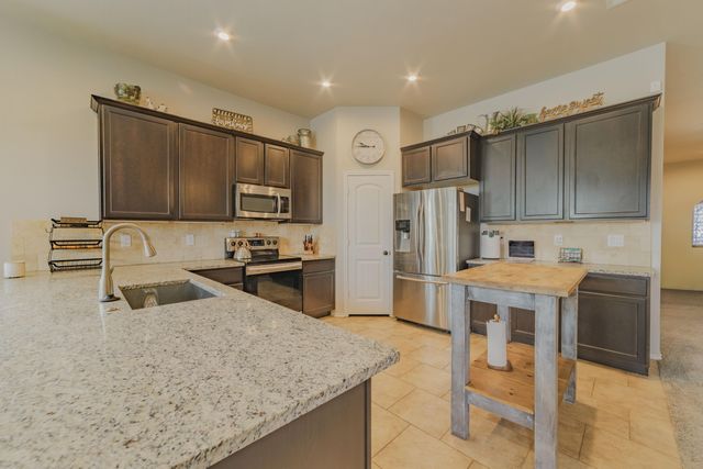 10415 Waverly Avenue, Lubbock, TX 79424