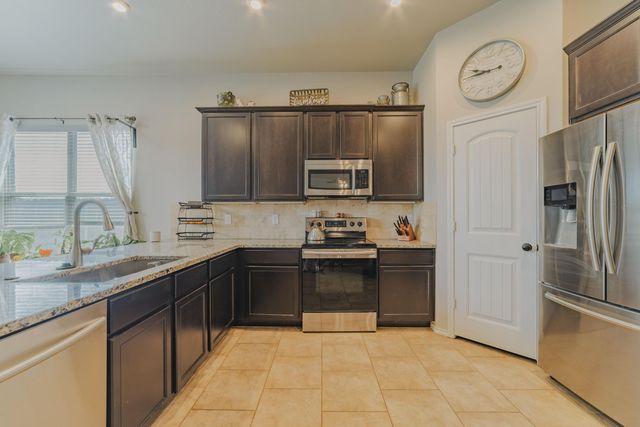 10415 Waverly Avenue, Lubbock, TX 79424