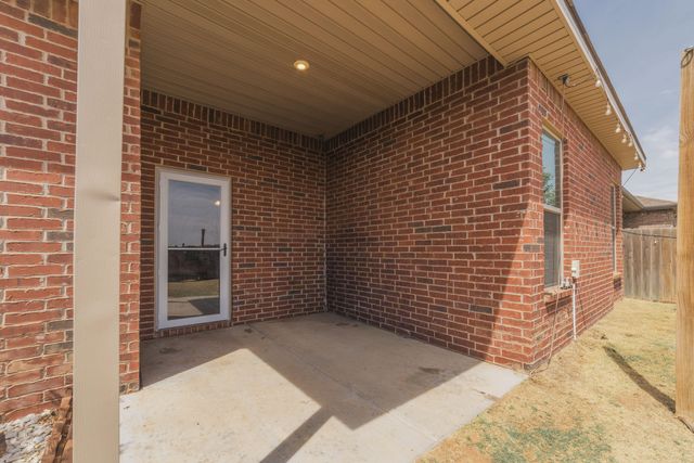 10415 Waverly Avenue, Lubbock, TX 79424