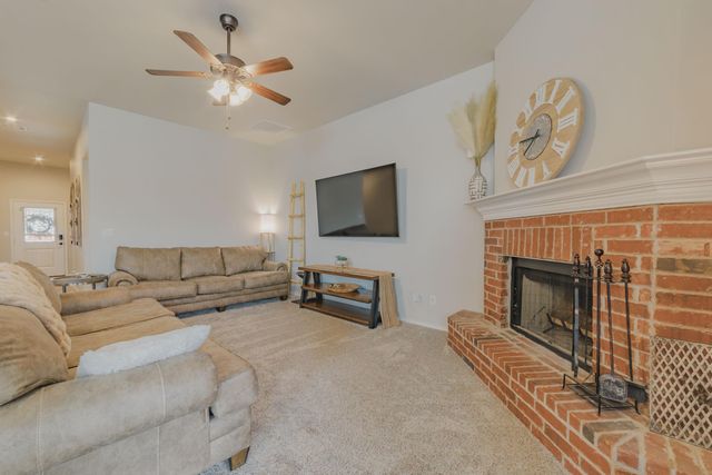 10415 Waverly Avenue, Lubbock, TX 79424