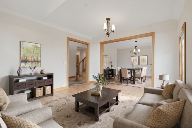 1825 S Fairview Avenue, Park Ridge, IL 60068