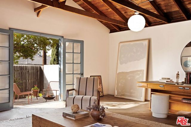 2076 Watson Street, Glendale, CA 91201