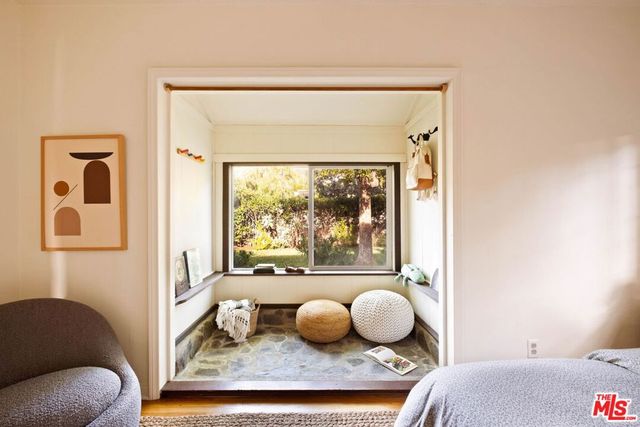 2076 Watson Street, Glendale, CA 91201