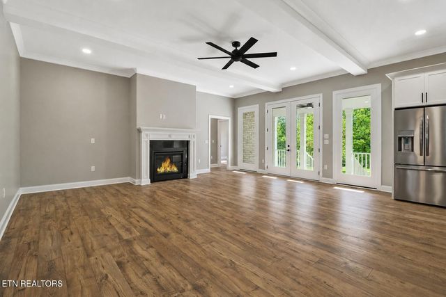 1052 Catoosa Ridge Drive, Crossville, TN 38571
