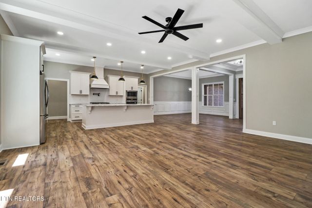 1052 Catoosa Ridge Drive, Crossville, TN 38571