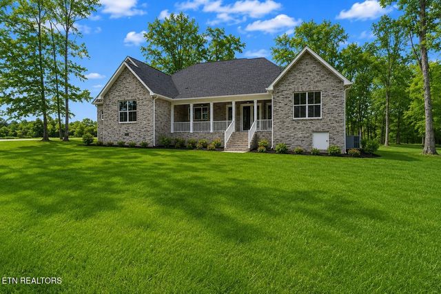 1052 Catoosa Ridge Drive, Crossville, TN 38571