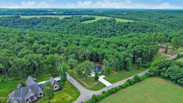 1052 Catoosa Ridge Drive, Crossville, TN 38571