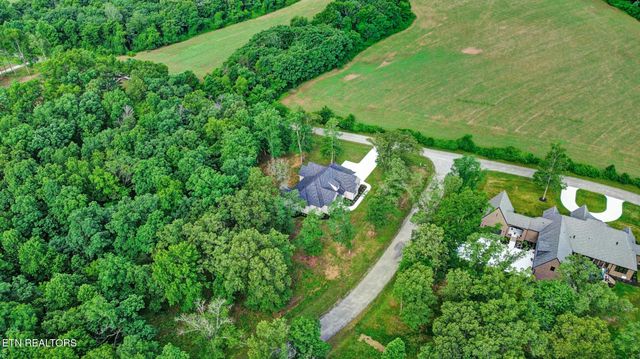 1052 Catoosa Ridge Drive, Crossville, TN 38571