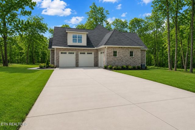 1052 Catoosa Ridge Drive, Crossville, TN 38571