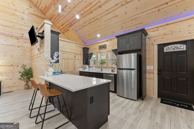 339 Hickory Ridge Drive, Cleveland, GA 30528