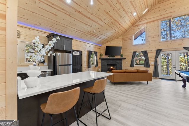 339 Hickory Ridge Drive, Cleveland, GA 30528