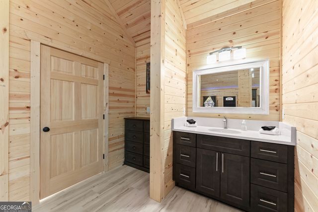 339 Hickory Ridge Drive, Cleveland, GA 30528