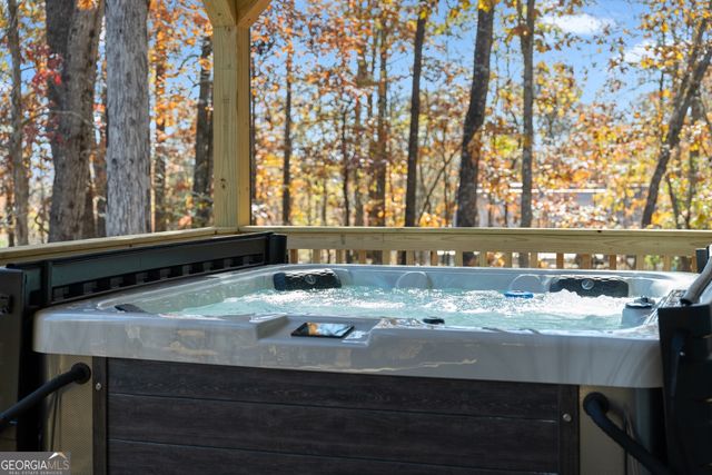 339 Hickory Ridge Drive, Cleveland, GA 30528