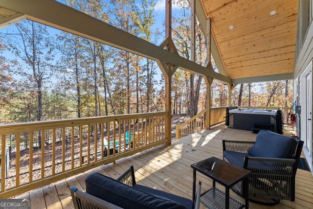 339 Hickory Ridge Drive, Cleveland, GA 30528