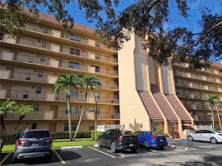 3001 W Rolling Hills Cir 507, Davie, FL 33328