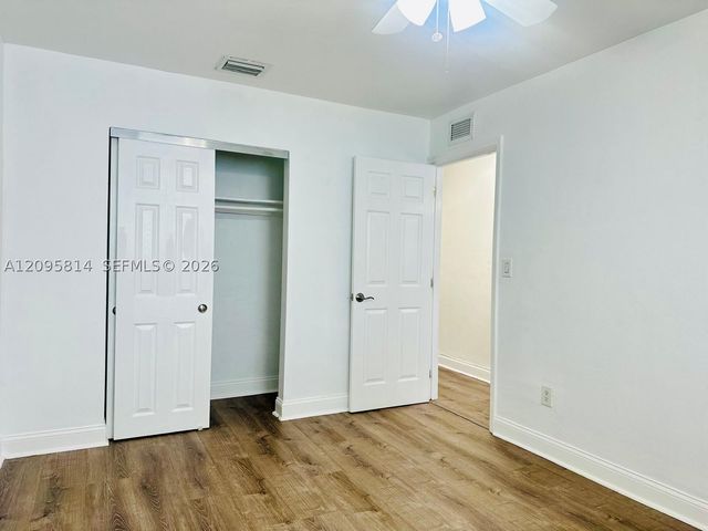 43 Glen Royal Pkwy 6, Miami, FL 33125