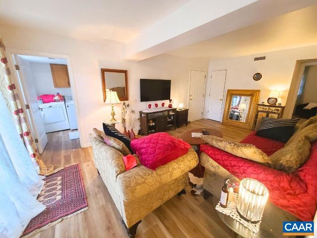 1254 Villa Ln Unit A, Charlottesville, VA 22903