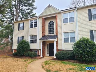 1254 Villa Ln Unit A, Charlottesville, VA 22903
