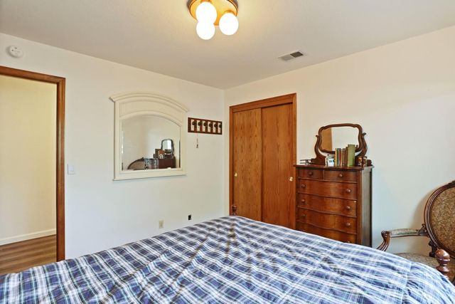 2207 Chaparral Ct, Lodi, CA 95242