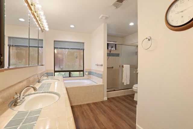 2207 Chaparral Ct, Lodi, CA 95242