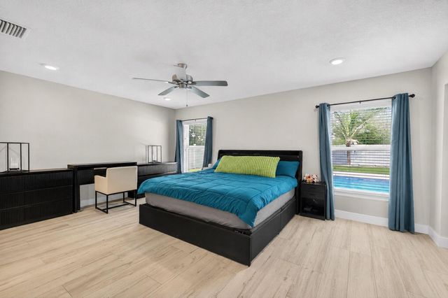 6748 NW Mamie Court, Port St. Lucie, Port St Lucie, FL 34983