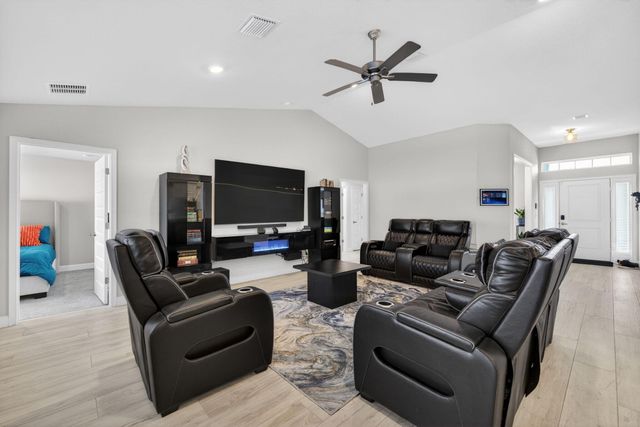 6748 NW Mamie Court, Port St. Lucie, Port St Lucie, FL 34983