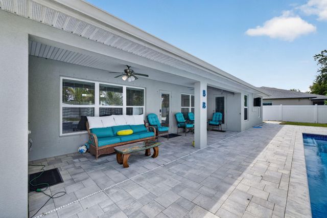 6748 NW Mamie Court, Port St. Lucie, Port St Lucie, FL 34983