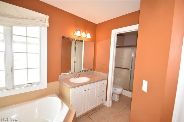 2145 Squirrel Run, Mineral Ridge, OH 44440