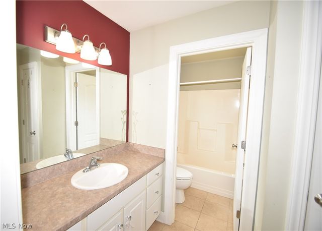 2145 Squirrel Run, Mineral Ridge, OH 44440
