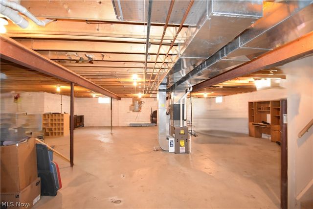 2145 Squirrel Run, Mineral Ridge, OH 44440