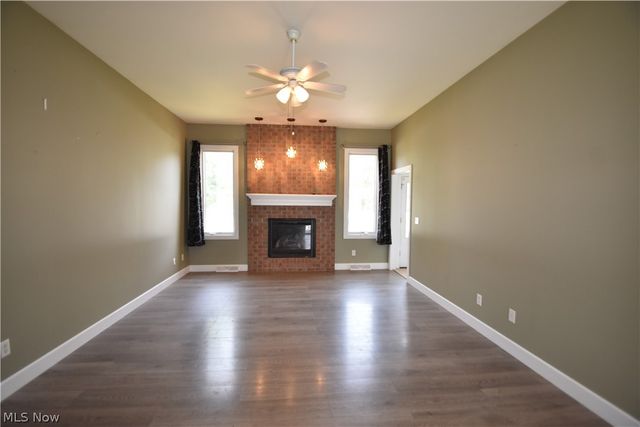 2145 Squirrel Run, Mineral Ridge, OH 44440