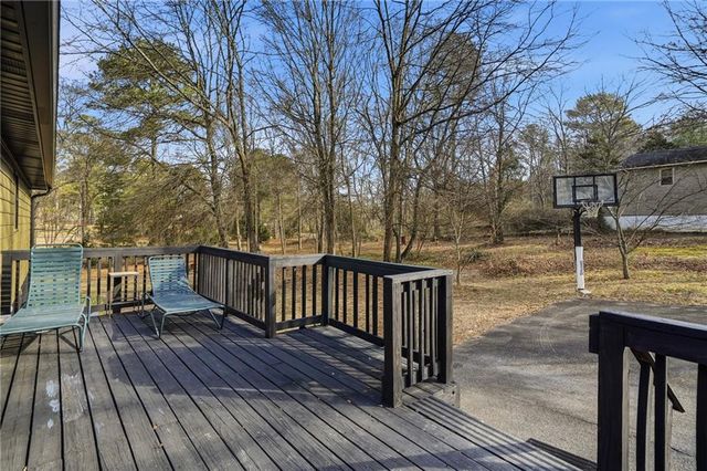 25 Vaughn NE Spur, Cartersville, GA 30121