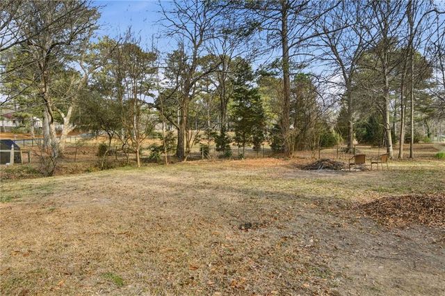 25 Vaughn NE Spur, Cartersville, GA 30121