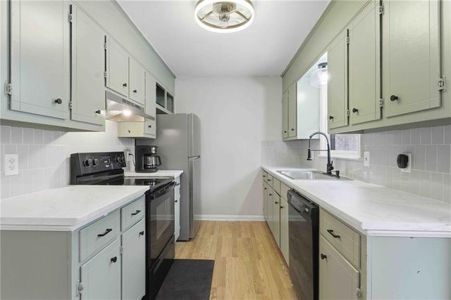 25 Vaughn NE Spur, Cartersville, GA 30121