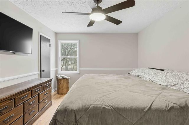 25 Vaughn NE Spur, Cartersville, GA 30121