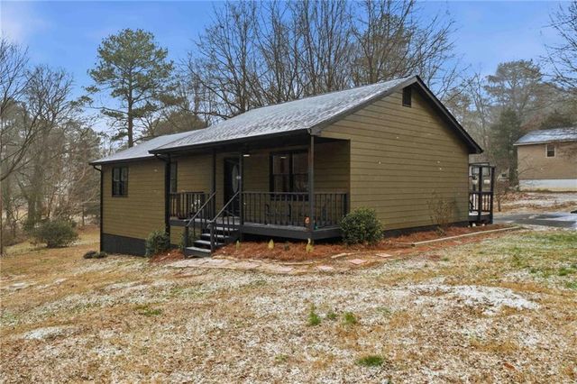 25 Vaughn NE Spur, Cartersville, GA 30121