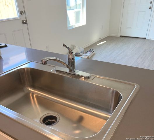 6922 Biotite Ridge, Elmendorf, TX 78112