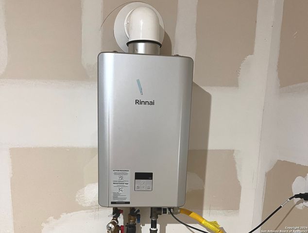 6922 Biotite Ridge, Elmendorf, TX 78112