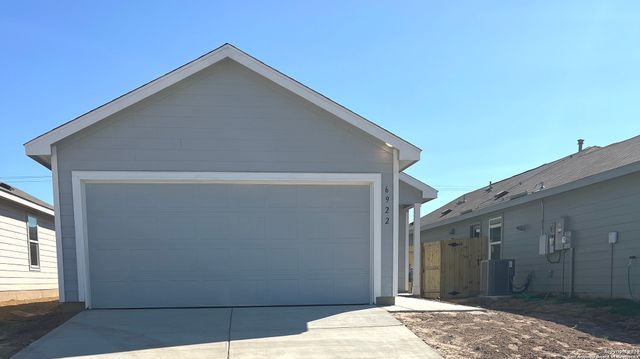 6922 Biotite Ridge, Elmendorf, TX 78112