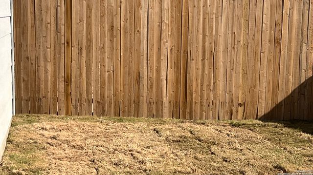 6922 Biotite Ridge, Elmendorf, TX 78112