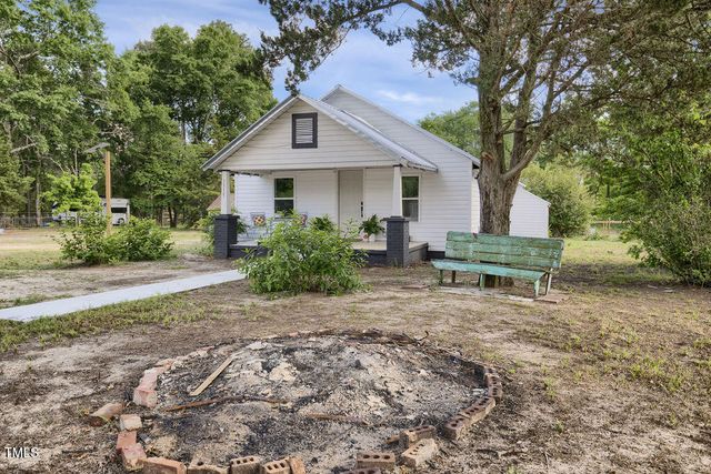 1315 Bull Street, Garland, NC 28441