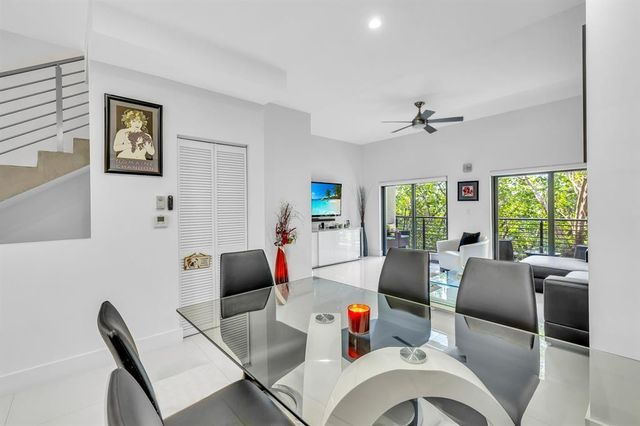 462 SE 1st Circle, Pompano Beach, FL 33060