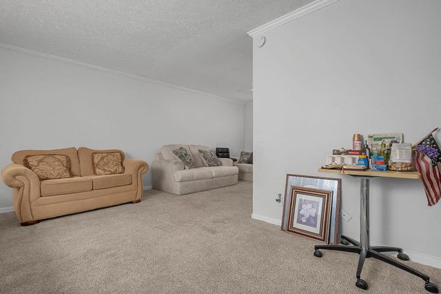 156 Buckeye Circle, Columbus, OH 43217