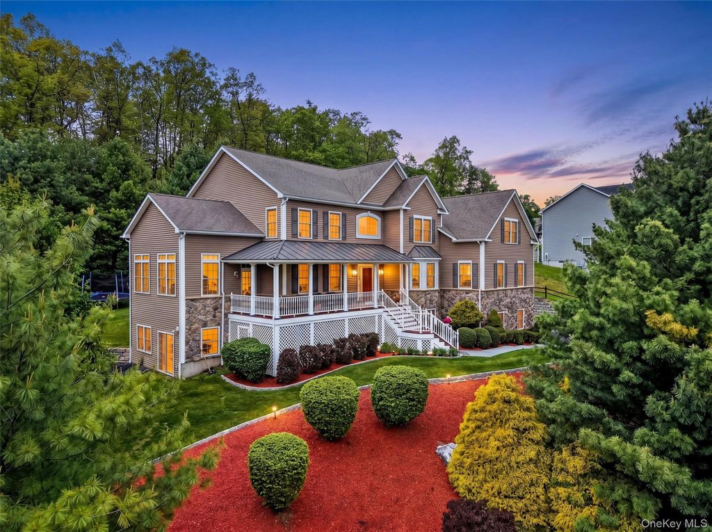 219 Country Club Road, Hopewell Junction, NY 12533
