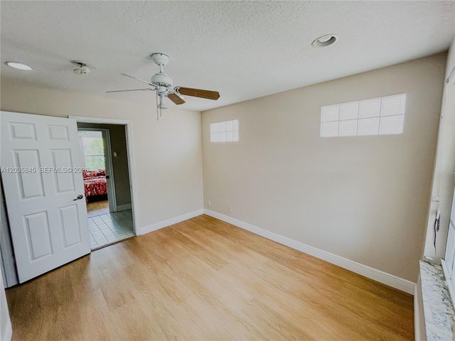 11927 NW 47th Street, Coral Springs, FL 33076