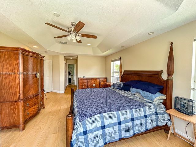 11927 NW 47th Street, Coral Springs, FL 33076