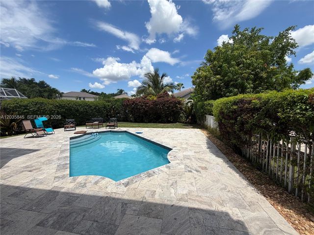 11927 NW 47th Street, Coral Springs, FL 33076