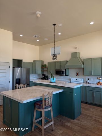 5700 W Iowa Street, Tucson, AZ 85757